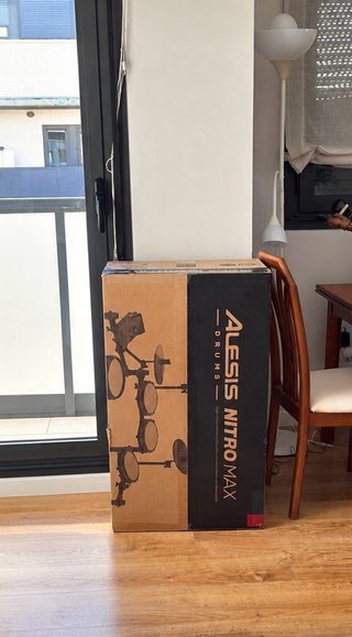 Batería Electrónica Alesis Nitro Max