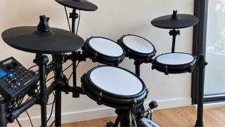 Batería Electrónica Alesis Nitro Max