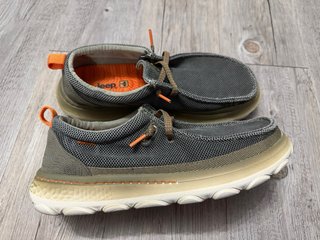 Zapatos Jeep JM61090 Talla 42
