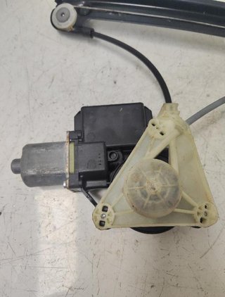 Elevalunas volkswagen 6r0959811aa polo 6c1 200078