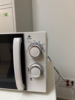Microondas blanco
