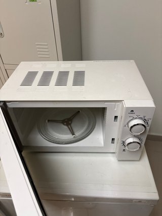 Microondas blanco