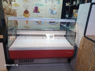 Vetrina refrigerata Docriluc per salumeria