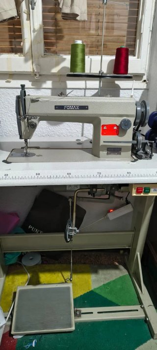 Máquina de coser industrial FOMAX