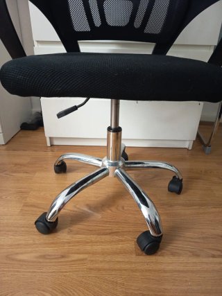 Silla de escritorio de ruedas
