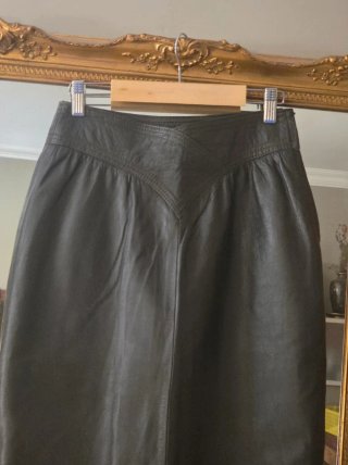 Alta Peleteria Vintage midi T.M impecable estado