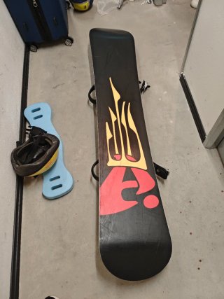 Tabla de Snowboard con Fijaciones y funda