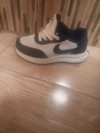 Zapatillas Nike Retro Niño Talla 32