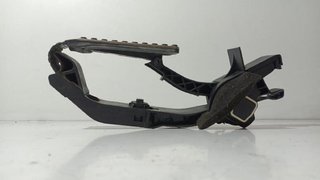 Pedal mercedes-benz a1713000104 clase e (bm 188102