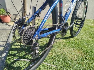 Bicicleta Berg Trail Rokt Aro 27.5 T M