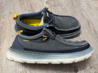 Zapatos Jeep Gris/azulado y Amarillo