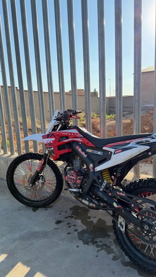 Derbi Senda Xtreme 2018 Roja y Blanca