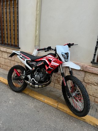 Derbi Senda Xtreme 2018 Roja y Blanca