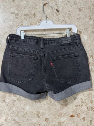 Shorts vaqueros Levi’s Girlfriend grises talla 12