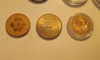 Lote monedas y medallas conmemorativas