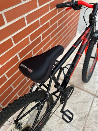 Bicicleta Rockrider Btwin ST500