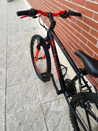 Bicicleta Rockrider Btwin ST500
