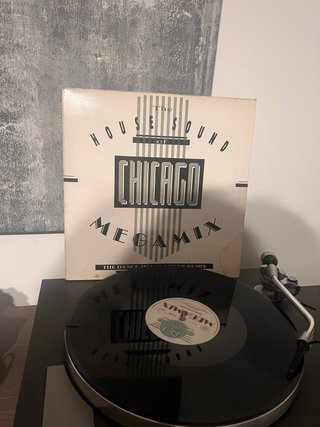 House Sounds Mega Mix