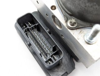 Módulo ABS Mercedes-Benz Vito A4479002102