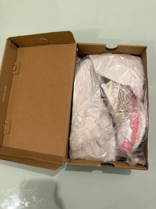 Zapatillas Asics GEL-NYC Beige y Rosa