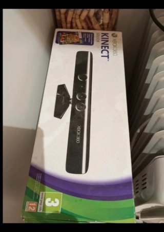 Kinect Xbox 360 y 4 juegos (Star wars precintado)