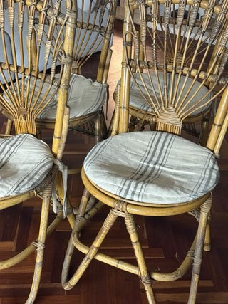 Sillas de comedor de mimbre vintage años 70/80