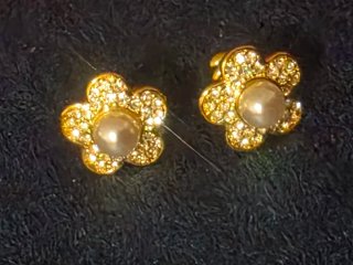 Pendientes flor Swarovski dorados