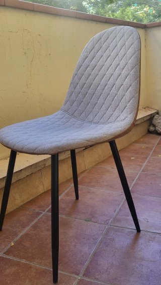 Silla acolchada diseño moderno