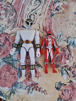 Lote 2 Figuras Power Rangers Bandai