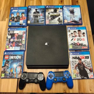 PS4 Slim + 2 Mandos + 8 Juegos