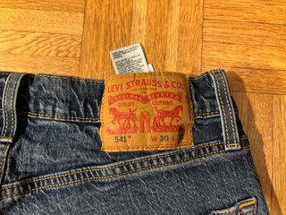 Levi's 541 Athletic Taper Jeans W30 L32