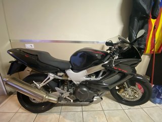 Honda VTR 1000 Firestorm Negra