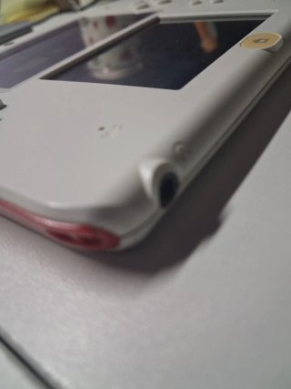 Nintendo 2DS Rosso e Bianco