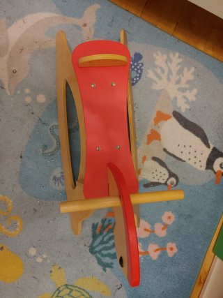 Caballo balancín de madera Hape