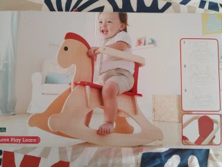 Caballo balancín de madera Hape
