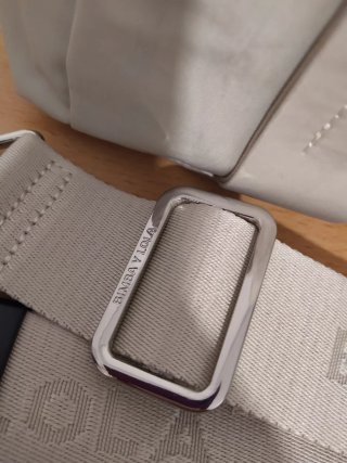 Bolso de mano Bimba y Lola beige