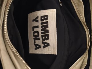 Bolso de mano Bimba y Lola beige