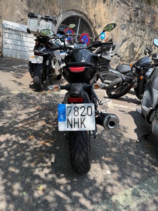 Yamaha MT-125 2025 Negra 4.700 km IMPECABLE