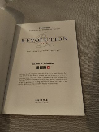 Oxford: Revolution, Dominoes Three