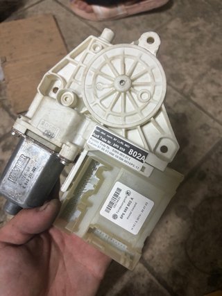 Motorino Alzacristalli Porta Audi