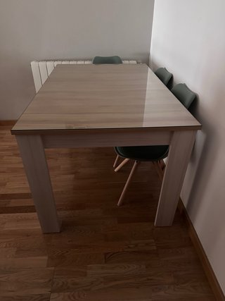 Mesa extensible con cristal como nueva