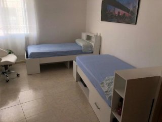 2 Camas Blancas con Almacenamiento