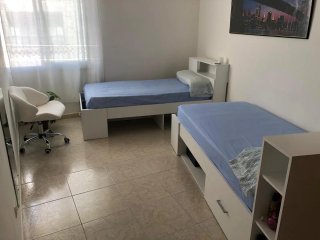2 Camas Blancas con Almacenamiento