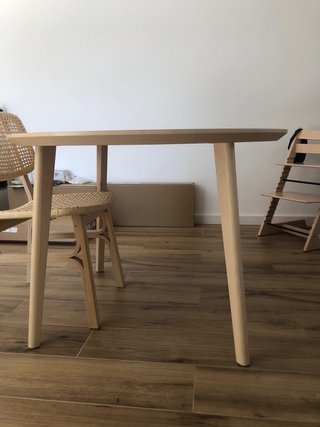 Mesa redonda LISABO IKEA madera