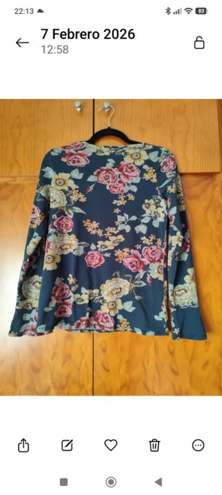 Yerse Blusa floral manga larga