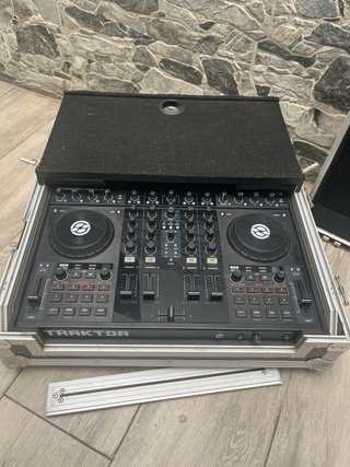 Traktor Kontrol S4 MK1 + Valigia