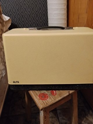 Máquina de coser Alfa