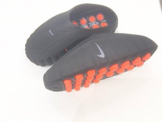Chanclas Nike Negras y Naranjas