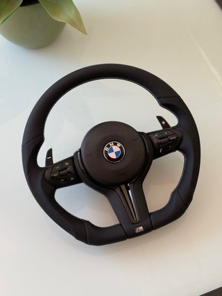 Volante deportivo estilo BMW M
