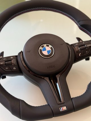 Volante deportivo estilo BMW M